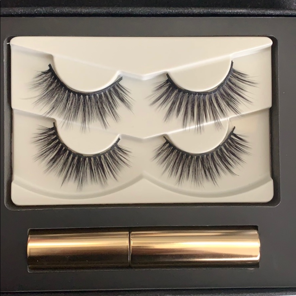 Magnetic lash kit with magnetic eyeliner